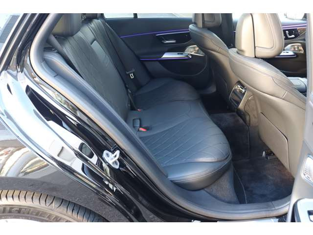 EクラスワゴンE200 アバンギャルド AMGラインパッケージ (ISG)