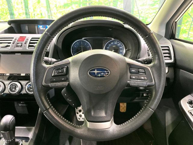 �y�����v�����X�e�A�����O�z�㎿�Ȋv���g�p���邱�ƂŁA��ɂ����������݂ƂĂ��^�]���₷���n���h���ł���