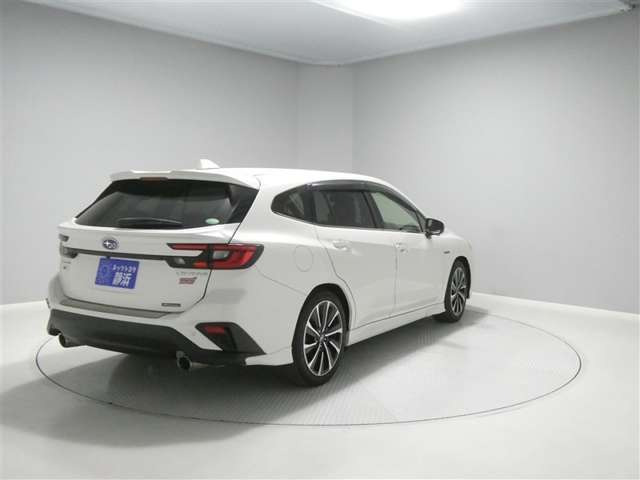 レヴォーグ1.8 STI スポーツ EX 4WD