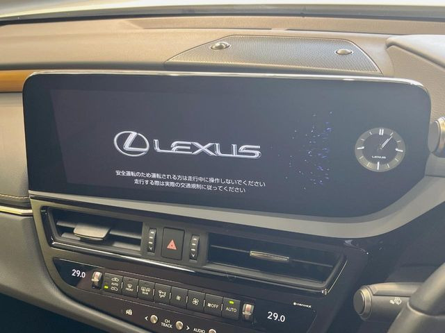 �y12.3�C���`���C�h�i�r�z�������ƃC���p�N�g�̂����^���C�h�i�r�𑕔��B�e��I�[�f�B�I����͂������A�������C�h��ʂł̃}�b�v2�����\���ȂǁA���֐��������i�r�ł���