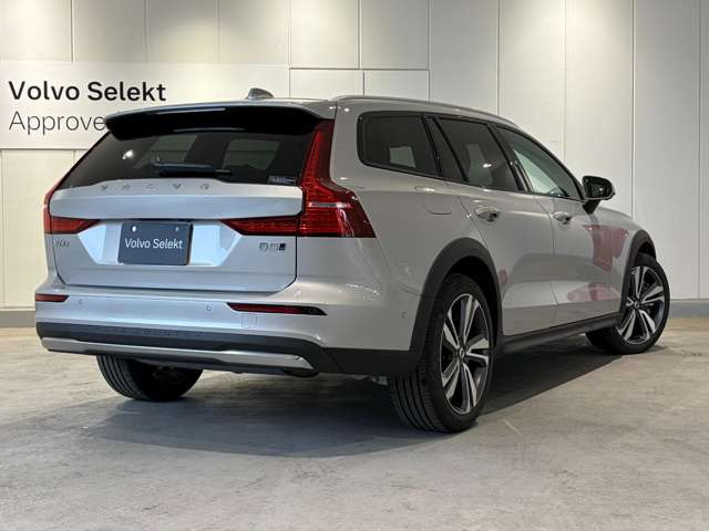 V60クロスカントリーウルトラ B5 AWD 4WD