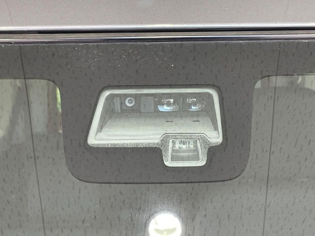 �y�X�Y�L �Z�[�t�e�B�T�|�[�g�z���s���ɑO���̎ԗ�����F�����A�Փ˂������Ȏ��͌x��ƃu���[�L�ŏՓˉ���Ɣ�Q�y�����A�V�X�g�B�����S�Ƀh���C�u�����y���݂��������܂��B