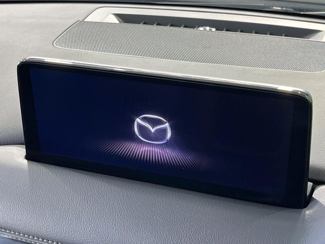 �y10.25�C���`�}�c�_�R�l�N�g�z�ԓ��̕��͋C�Ƀ}�b�`������^�f�B�X�v���C�B�X�}�z�ڑ��ł̃i�r�g�p��Bluetooth�Đ����A�l�X�ȋ@�\���y���߂܂��B�����I�ȃ_�C�������삪�\�ŁA�g��������ǍD�ł��B