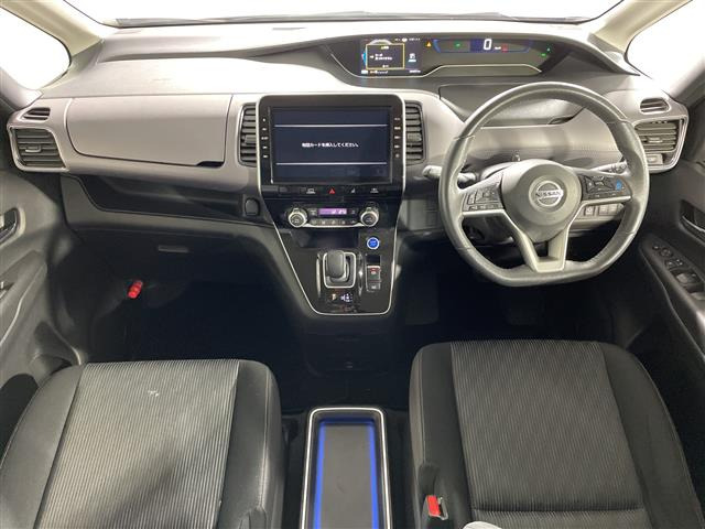 セレナ1.2 e-POWER ハイウェイスターV