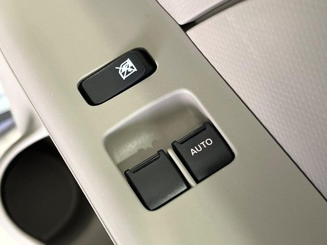 ���S�̍Œ�10�N�E���s�������ۏ�(�L��)�����p�ӁB�ۏؓ��e���[���͂������A�����_��&�I�C��������A�N�����x�̑S���E24���ԃ��[�h�T�[�r�X���t�т���Ă���܂��̂ł����S�������B