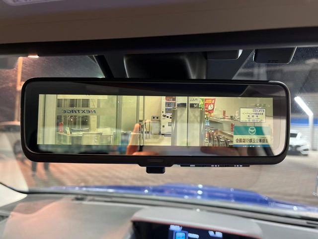 �y�X�}�[�g�����r���[�~���[�z��Ȃ̑傫�ȉו��⓯��҂Ō�����m�F���Â炢���ł����S!�J�������B�e�����ԗ�����̉f�������[���~���[���ɕ\���B�N���A�Ȏ��E�ŏ󋵂̊m�F���\�ł�!