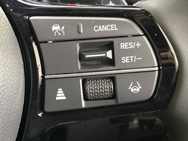 �y�A�_�v�e�B�u�N���[�Y�R���g���[���z�������H�ł̒��������s���y��!!�����ő��x��ۂN���[�Y�R���g���[�����A�Փˌy���V�X�e���ƘA�g���A�O���̎ԗ������m���ĎԊԂ�ۂ悤�ɑ��x���߂��Ă���܂�!!