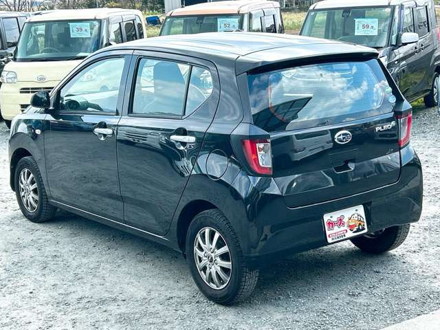 ���X�ł͌y�����Ԃ��畁�ʎԂ܂ŕ��L���I�[�����[�J�[�̎Ԏ�E�F�E�O���[�h��L�x�ɑ����Ă���܂��B