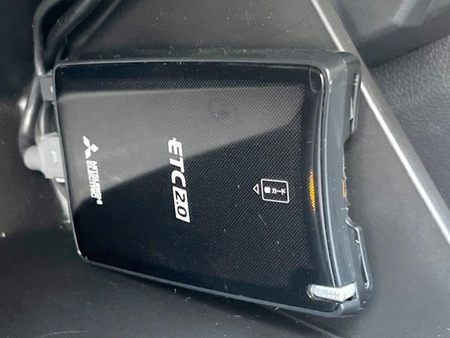 【ETC】高速道路の料金所をストレスなく通過!話題のスポットやサービスエリアに多い「スマートIC」利用時は必須のアイテムです。当店でセットアップを実施、ご納車当日からすぐにご利用いただけます!