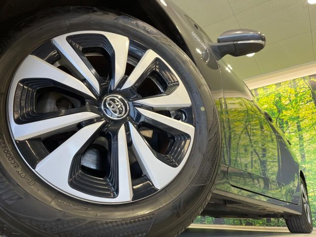 �y����15�C���`�A���~�z�C�[���z�O�ςɃ}�b�`���������A���~�z�C�[���𑕒����Ă���܂��B�e��ЊO�A���~�z�C�[����A�X�^�b�h���X�^�C�����戵�����Ă���܂��B���񂲑��k����������