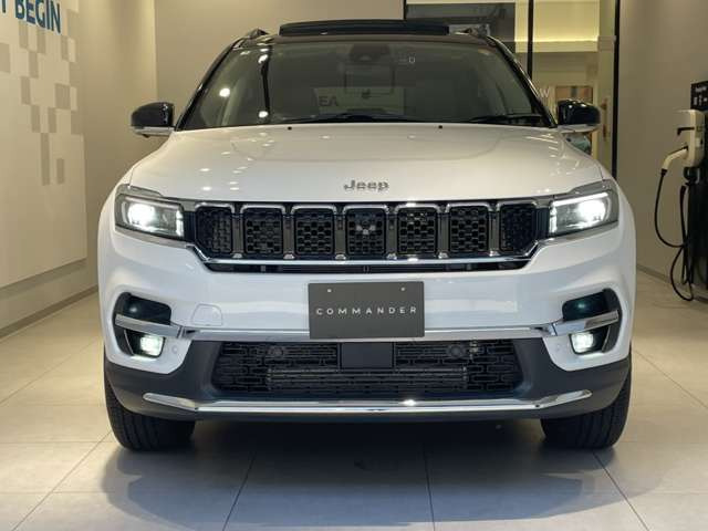 コマンダー2.0 リミテッド ディーゼル 4WD