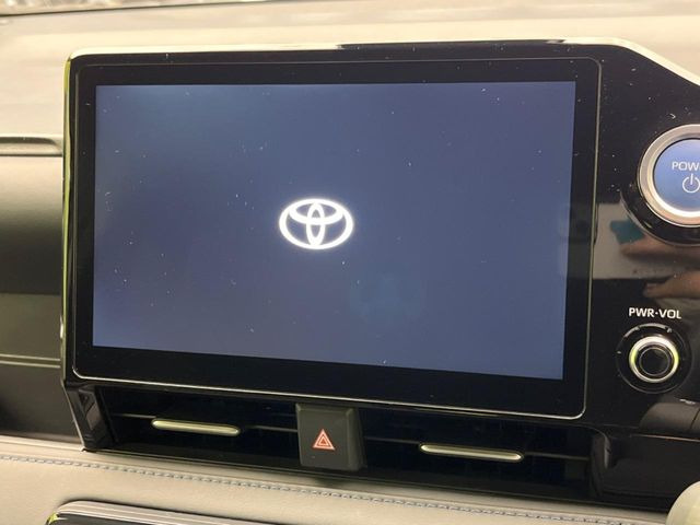 �y10.5�C���` �f�B�X�v���C�I�[�f�B�I�v���X�z���ʂ̃f�B�X�v���C��AppleCarPlay��AndroidAuto�����p�\�B�傫�ȉ�ʂŃX�}�z�i�r�A�v���������p���������܂���