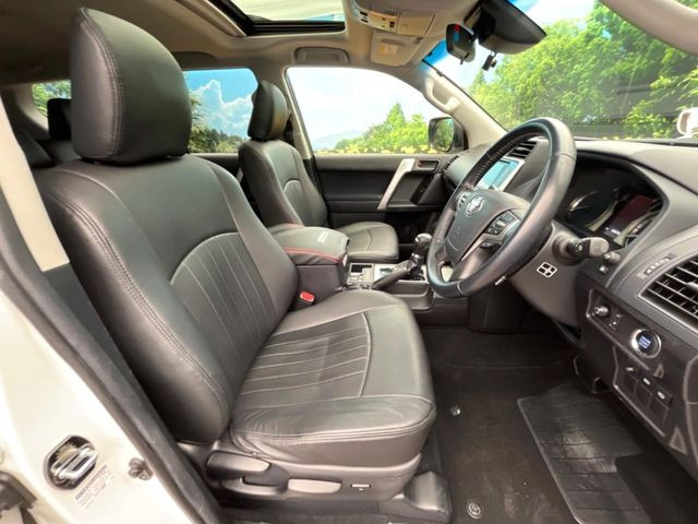 �^�]�ȃV�[�g���͎g�p�������Ȃ��A�ǍD�ȏ�ԂƂȂ��Ă��܂��B���J�Ɏg���Ă������Ƃ��悭�킩��܂��ˁB