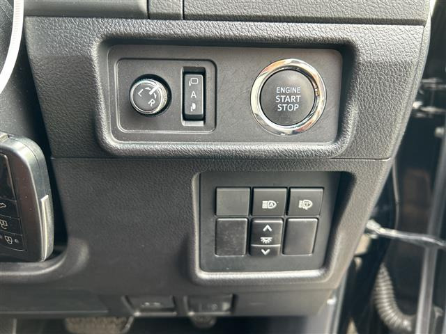 ランドクルーザープラド2.7 TX Lパッケージ 70th アニバーサリーリミテッド 4WD