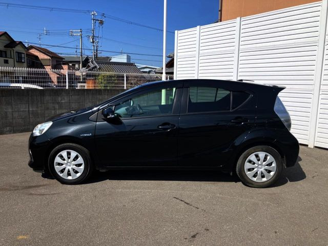 �����{���S��A�ޗǌ��E�a�̎R���ɂ��Z�܂��̂��q�l�̂����X�𑽂������Ă���܂��B