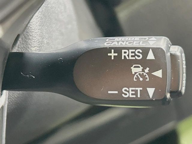 �y���[�_�[�N���[�Y�R���g���[���z�������H�ł̒��������s���y��!!�����ő��x��ۂN���[�Y�R���g���[�����A�Փˌy���V�X�e���ƘA�g���A�O���̎ԗ������m���ĎԊԂ�ۂ悤�ɑ��x���߂��Ă���܂�!!