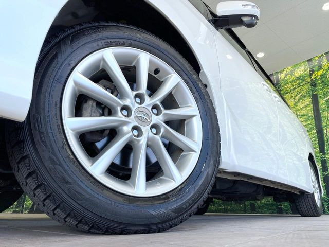 �y����17�C���`�A���~�z�C�[���z�O�ςɃ}�b�`���������A���~�z�C�[���𑕒����Ă���܂��B�e��ЊO�A���~�z�C�[����A�X�^�b�h���X�^�C�����戵�����Ă���܂��B���񂲑��k����������