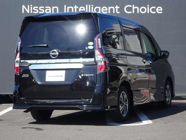 セレナ1.2 e-POWER ハイウェイスターV