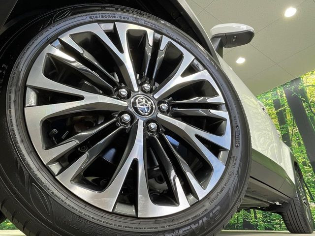 �y����18�C���`�A���~�z�C�[���z�O�ςɃ}�b�`���������A���~�z�C�[���𑕒����Ă���܂��B�e��ЊO�A���~�z�C�[����A�X�^�b�h���X�^�C�����戵�����Ă���܂��B���񂲑��k����������