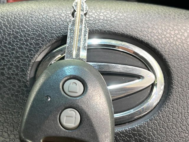 �y�L�[���X�z�������ꂽ�ꏊ����ł��{�^����Ńh�A�̊J���E�{�����ł���̂łƂ��Ă��֗�!�h�A�̌�������ɏ������邱�Ƃ�����܂����