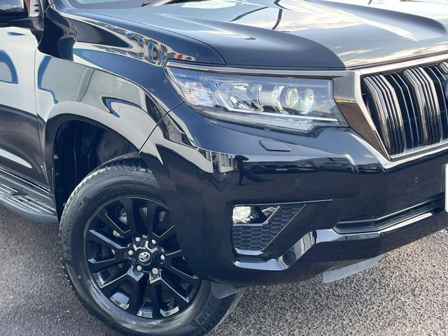 �yLED�w�b�h���C�g�z���V����ԑ��s�����ǍD�Ȏ��E���m�ۂ����S���ĉ^�]�ł��鍂�P�xLED�w�b�h���C�g�𑕔�!�_�����x�������A����d�͂��}�����Ă��܂��B