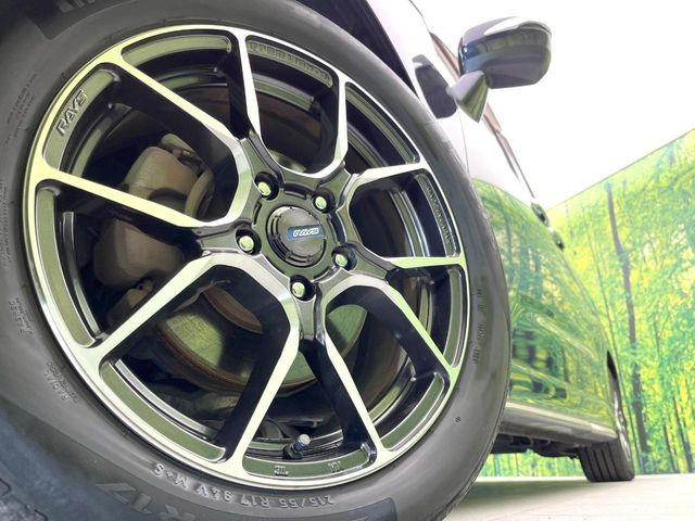 �y17�C���`�A���~�z�C�[���z�O�ςɃ}�b�`�����A���~�z�C�[���𑕒����Ă���܂��B�e��A���~�z�C�[����A�X�^�b�h���X�^�C�����戵�����Ă���܂��B���񂲑��k����������