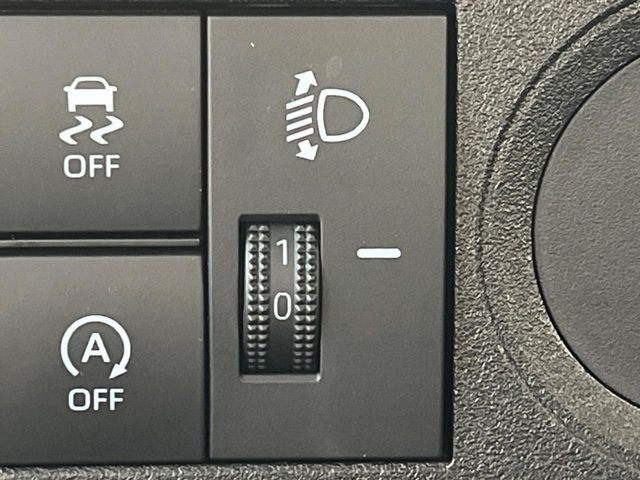 �y�w�b�h���C�g���x���C�U�[�z�w�b�h���C�g�̍����𒲐��ł��܂���