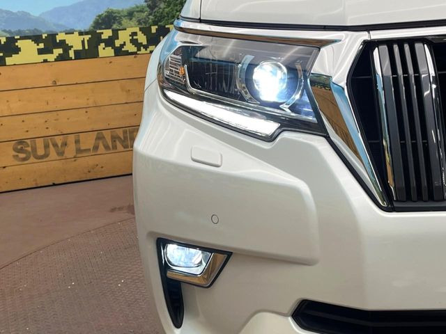 �yLED�w�b�h���C�g�z���V����ԑ��s�����ǍD�Ȏ��E���m�ۂ����S���ĉ^�]�ł��鍂�P�xLED�w�b�h���C�g�𑕔�!�_�����x�������A����d�͂��}�����Ă��܂��B