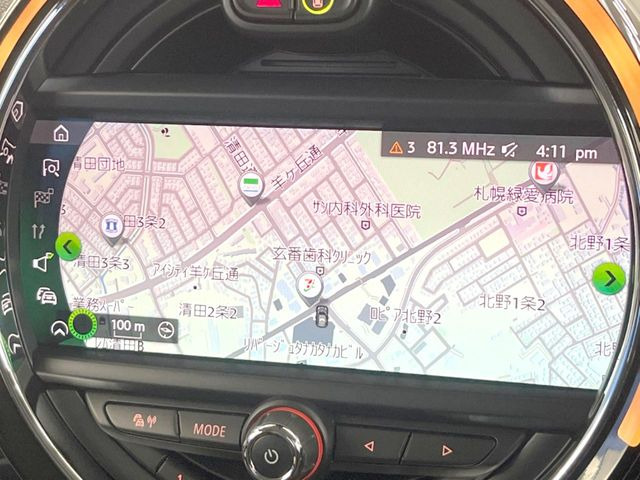 �������i�r:��̊��̂���i�r�́A����������ԓ������o���Ă���܂��B�I�[�f�B�I�@�\���[�����Ă���܂��̂ŁA�^�]�����y���߂܂���