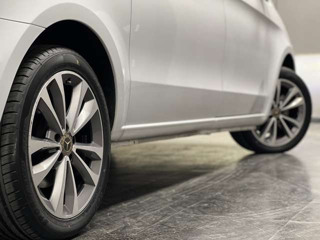 �y�c�Ǝ��ԁz10:00�[19:00�����T���j���A��x�B�N���N�n���^�A�x���̉c�Ƃ͂��d�b�ɂĂ��₢���킹�������B