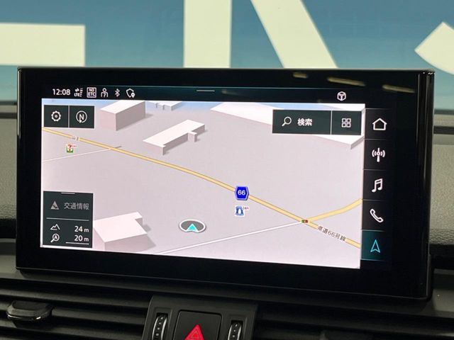 �������i�r:��̊��̂���i�r�́A����������ԓ������o���Ă���܂��B�I�[�f�B�I�@�\���[�����Ă���܂��̂ŁA�^�]�����y���߂܂���