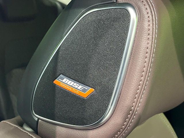 �yBOSE�T�E���h�V�X�e���z���[�J�[�I�v�V�����̍��i�ʃT�E���h�V�X�e���𓋍ځB��p�̃`���[�j���O���{���ꂽ�召�l�X�ȃX�s�[�J�[����ǎ��ȃT�E���h���t�ł��A�Տꊴ���ӂ�鉹����Ԃ����o���܂��B