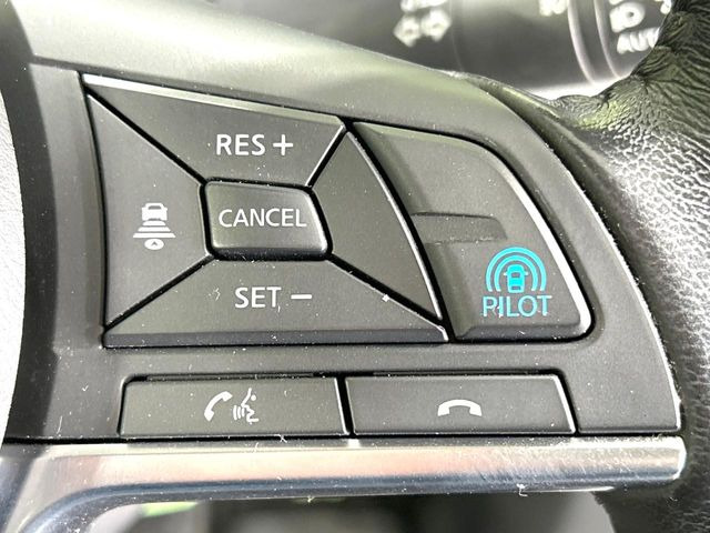 �y�v���p�C���b�g�z�������H�ł̒��������s���y��!!�a�؎��Ə��񑖍s�̃V�[���ŁA�A�N�Z���E�u���[�L�E�X�e�A�����O�������Ő��䂵�A�������^�]�̕��S���y�����Ă���܂���