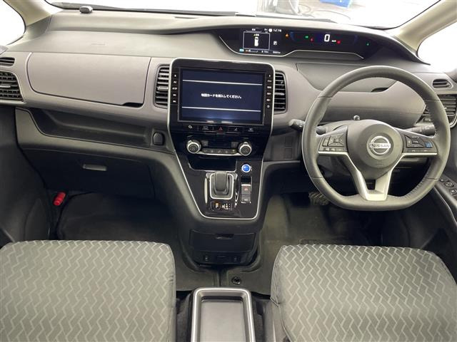 セレナ1.2 e-POWER ハイウェイスターV