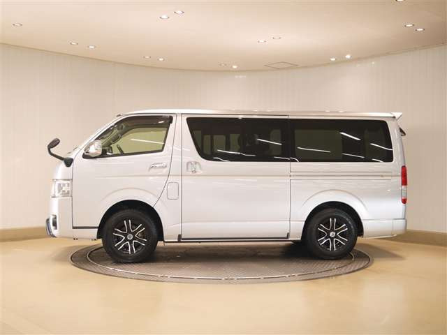 ハイエースバン3.0 スーパーGL ロング ディーゼル 4WD