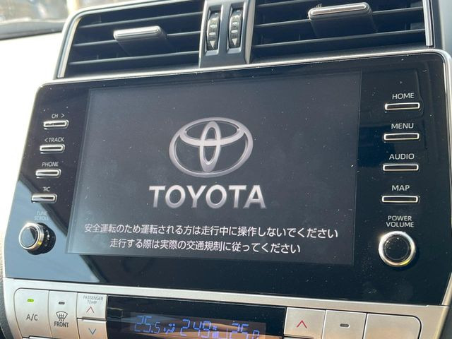 �y9�C���` �f�B�X�v���C�I�[�f�B�I�z���ʃf�B�X�v���C�ւ������̃X�}�[�g�t�H���ƘA�g���āA�i�r��bluetooth�ł̉��y�Đ����\�ł���f�U�C���͂�����񑀍쐫���ǍD!�ʓr�i�r�@�\�̎�t�\�ł���