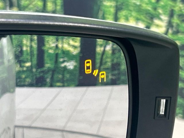 �y�����r�[�N���f�B�e�B�N�V�����z���s���A�h�A�~���[�̎��p�ɂȂ�₷���ӏ��Ɍ㑱�Ԃ��ڋ߂���ƃT�C�h�~���[�t�߂Ɍx����\���A�h���C�o�[�ɒ��ӊ��N�ƁA����̍ۂ̓n���h��������A�V�X�g�����܂��B