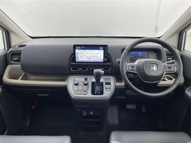 フリード1.5 e:HEV エアー EX