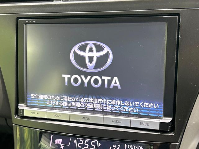 �y����8�^�i�r�z�l�C�̏����i�r�𑕔����Ă���܂��B�i�r�̎g���₷���͂������A�I�[�f�B�I�@�\���[��!�L�����v�◷�s�͂������A�ʋ΂┃�����ȂǕ��i�̃h���C�u���y�����Ȃ�͂���