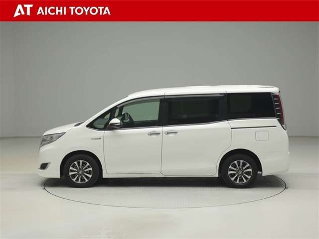 エスクァイアハイブリッド1.8 Gi