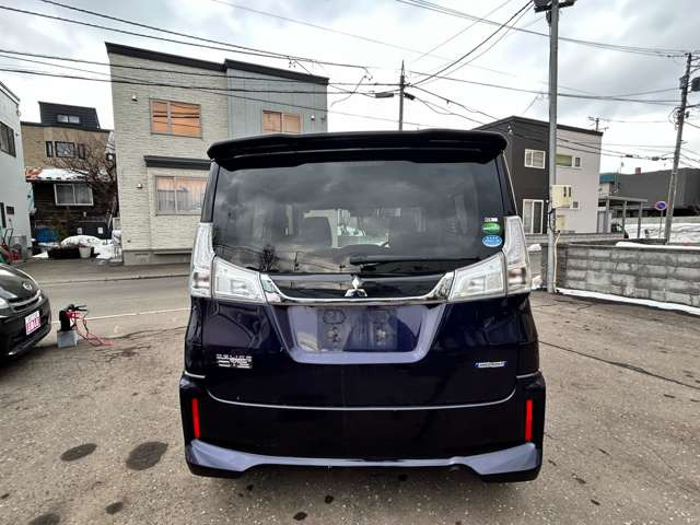 �h�T�r���H�A�V���[�V�u���b�N�����ГƎ��̋����̉��i�ŏ����Ă���܂��B���񂲑��k���������܂��B