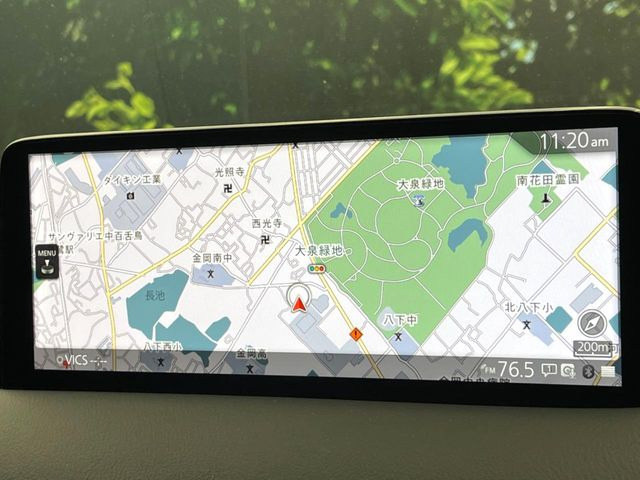 �y12.3�C���`�}�c�_�R�l�N�g�z�ԓ��̕��͋C�Ƀ}�b�`������^�f�B�X�v���C�B�X�}�z�ڑ��ł̃i�r�g�p��Bluetooth�Đ����A�l�X�ȋ@�\���y���߂܂��B�����I�ȃ_�C�������삪�\�ŁA�g��������ǍD�ł��B