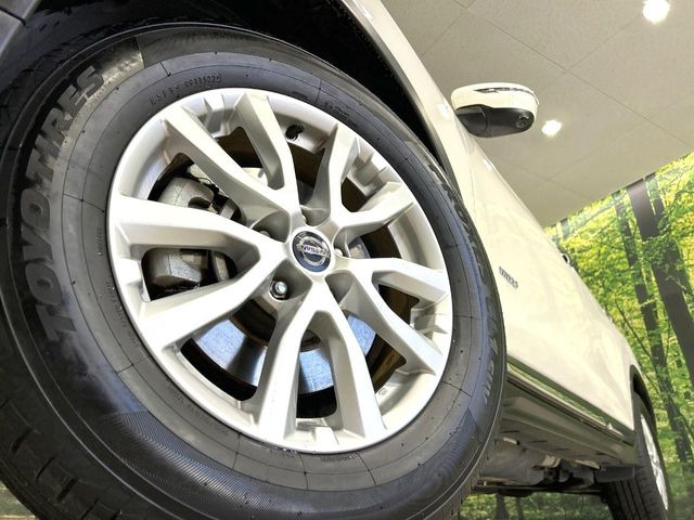 �y����17�C���`�A���~�z�C�[���z�O�ςɃ}�b�`���������A���~�z�C�[���𑕒����Ă���܂��B�e��ЊO�A���~�z�C�[����A�X�^�b�h���X�^�C�����戵�����Ă���܂��B���񂲑��k����������