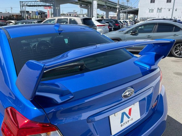 �y��^�����X�|�C���[�z�X�|�[�c�J�[�炵�����O�b�ƈ�������^�����X�|�C���[�𑕒��􍂑����s���̃X�^�r���e�B(���s���萫)����ɖ𗧂��܂��B