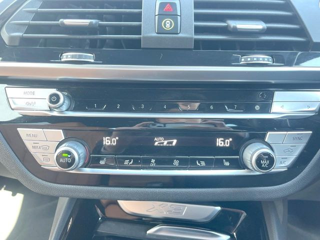 ���S�ȃV�[�g�q�[�^�[:���������ӂ�郌�U�[�V�[�g�ɁA�O�ȁE��ȂɃV�[�g�q�[�^�[�𓋍ڂ��Ă���܂��B