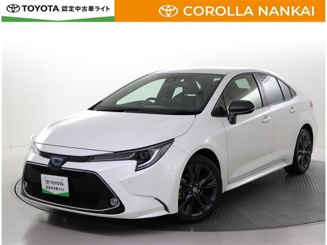 カローラ1.8 ハイブリッド W×B