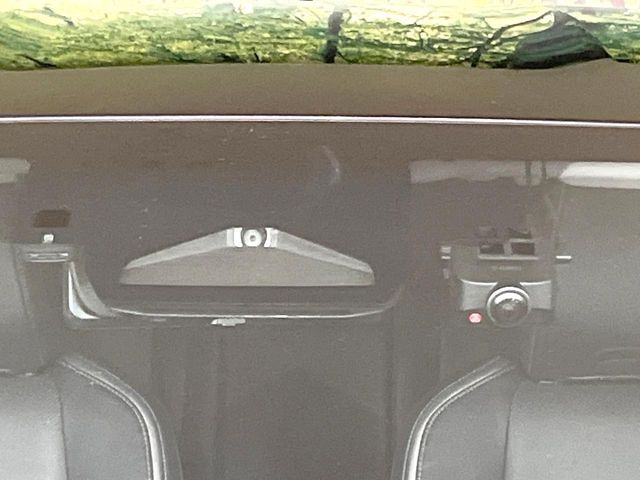 �y�g���^�Z�[�t�e�B�Z���X�z���s���ɑO���̎ԗ�����F�����A�Փ˂������Ȏ��͌x��ƃu���[�L�ŏՓˉ���Ɣ�Q�y�����A�V�X�g�B�����S�Ƀh���C�u�����y���݂��������܂��B