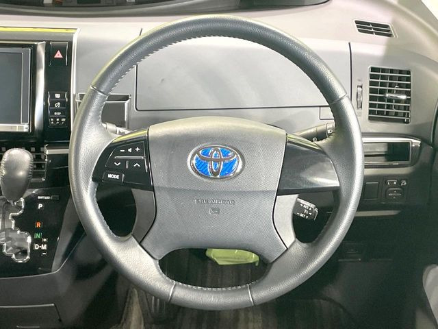 �y�����v�����X�e�A�����O�z�㎿�Ȋv���g�p���邱�ƂŁA��ɂ����������݂ƂĂ��^�]���₷���n���h���ł���