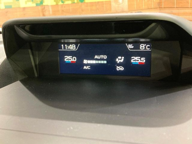 �y�h���C�o�[���j�^�����O�V�X�e���z�h���C�o�[��l�ЂƂ�̃V�[�g�E�h�A�~���[�̈ʒu�������������ł����ĂȂ��B�܂��A�h���C�o�[�̕s���ӂ�����Ɣ��f�����ۂ̌x���ŁA���S���s���T�|�[�g���Ă���܂��B