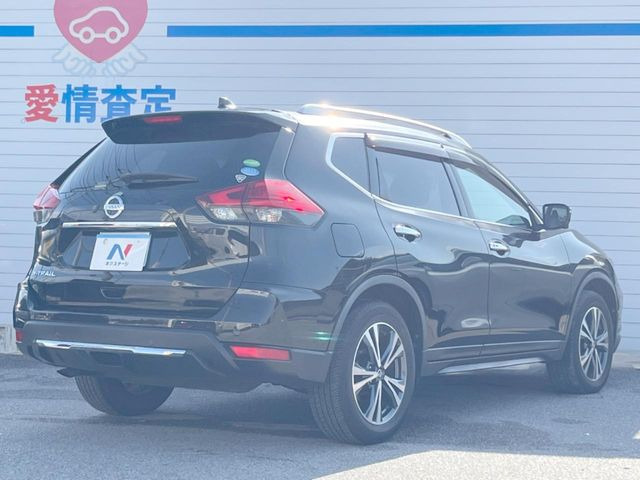 �������x�̃K���X�疌�ŝ����͂������A�㎿�ȃc���E����������B���O����_���J�����؂Ȉ��Ԃ�ی삵�A�F�����E�򉻂�h�~�B�u�e�X�v���b�V���R�[�g�v�A�u�e�v���~�b�T�R�[�g�v���炨�I�т��������܂��B